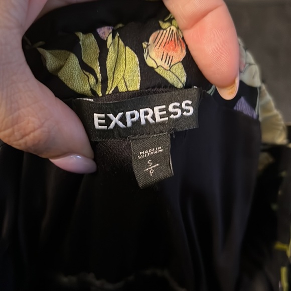 Floral Waist Crinkle Midi Dress - Picture 2 of 3